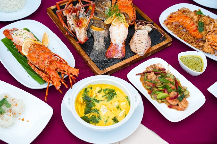 ร้านอาหารใกล้เกาะสิมิลัน ที่ต้องแวะชิมสักครั้ง! 🌊🍤